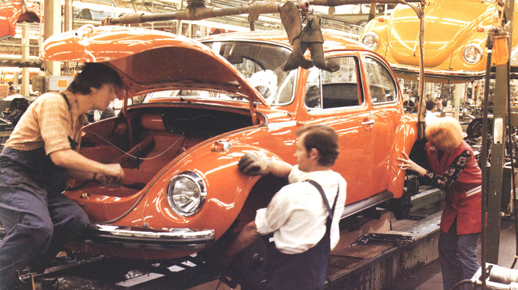 Dik 900.000 dichte exemplaren van de Volkswagen 1303 liepen van 1972 tot en met 1975 van de band. Foto: Volkswagen AG